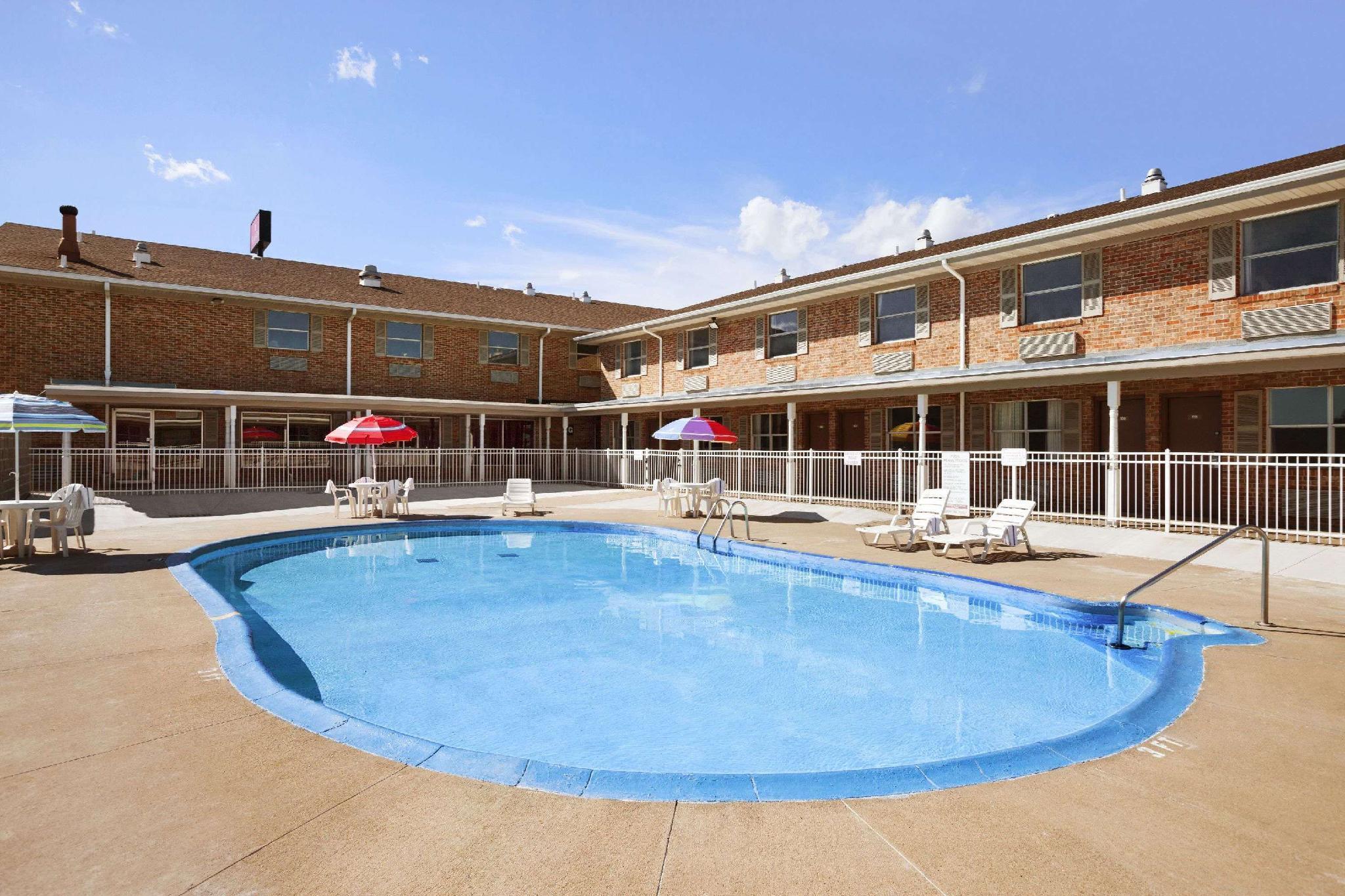 Ramada By Wyndham Sioux City Exteriör bild