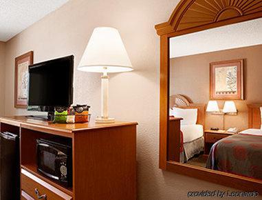 Ramada By Wyndham Sioux City Exteriör bild